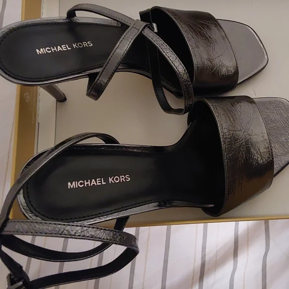 Michael Kors Elyse Heeled Sandals-(MSRP-$115) - Picture 3 of 9